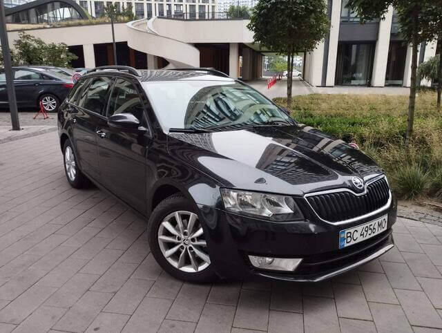 Послуги трансферу на Skoda Octavia